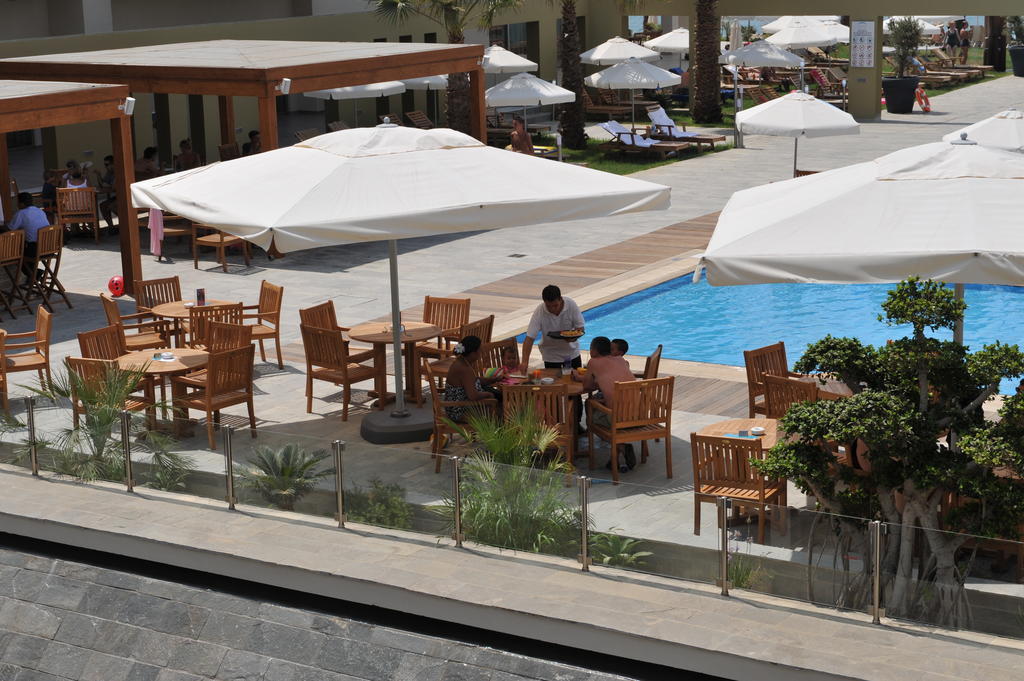 Capital Coast Resort And Spa Paphos Restaurant photo
